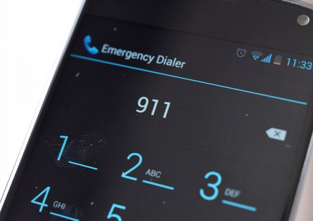 Cara Mengatasi Sinyal Hilang Hanya Panggilan Darurat di HP Android
